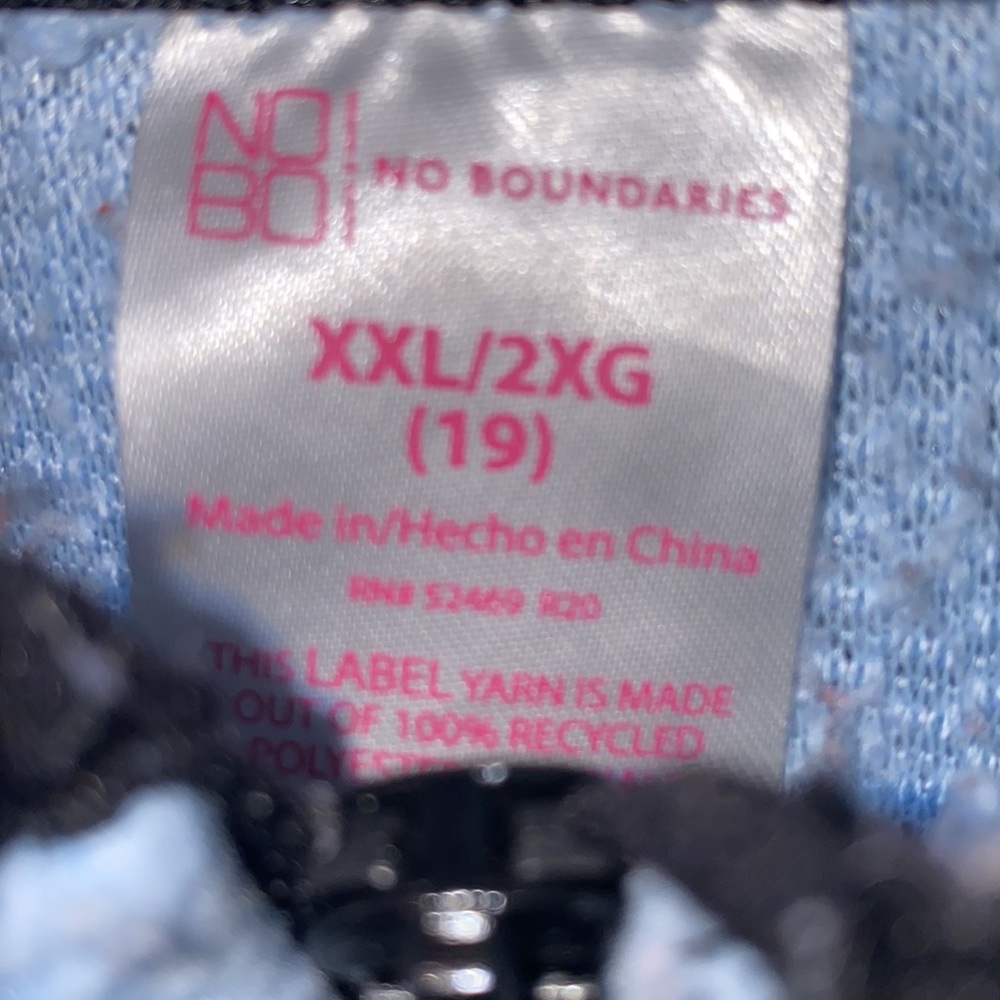 Fuzzy jacket - Picture 4 of 4